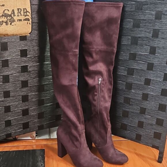 Women's Brown Faux Suede Knee-High Boots Size 8.5 - Picture 1 of 8